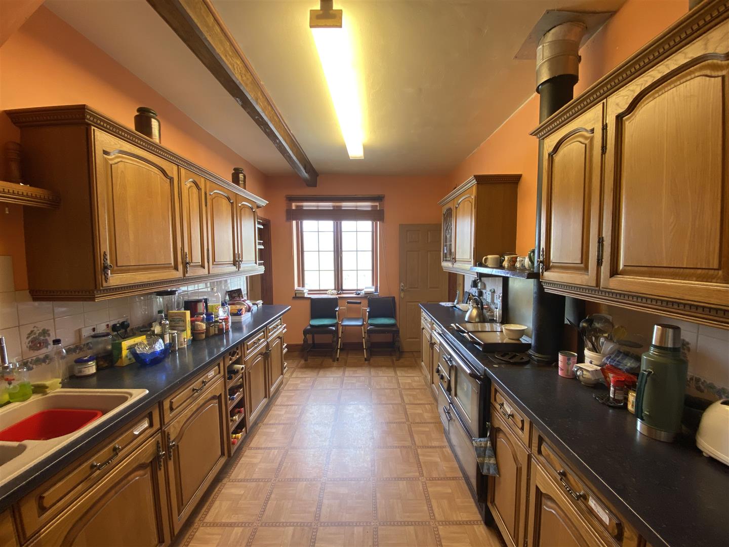 KITCHEN/BREAKFAST ROOM